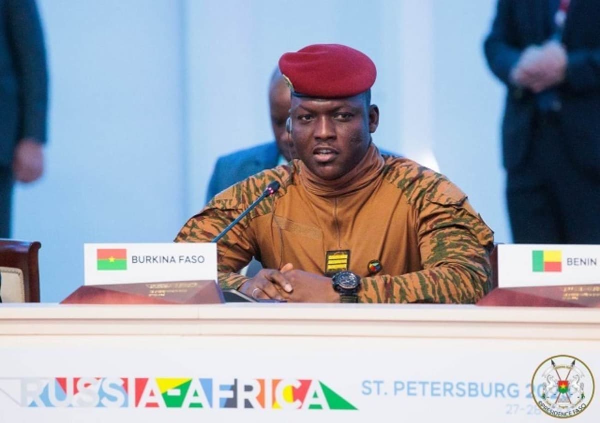 Ibrahim Traoré, captain and transitional president of Burkina Faso, speaking at an event.