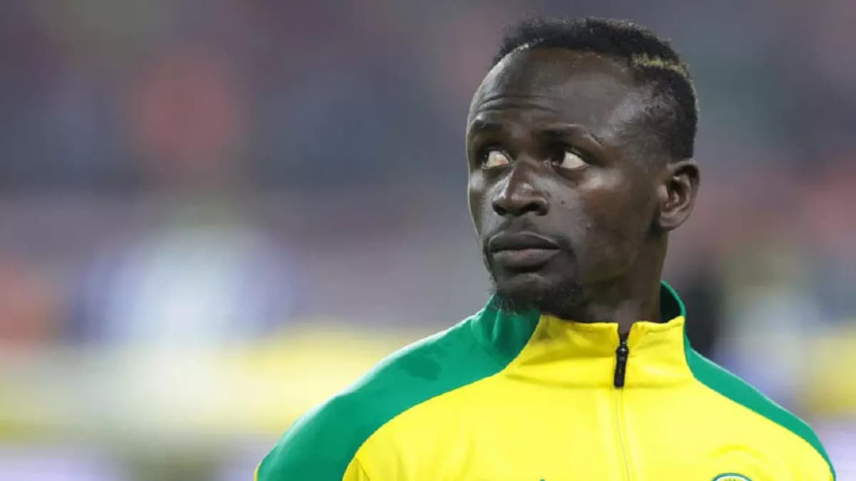 Sadio Mané, Senegalese forward, discusses turning down Manchester United for Liverpool.