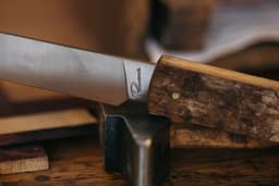 France: 525 students found with a knife hidden in their bag in less than a year.