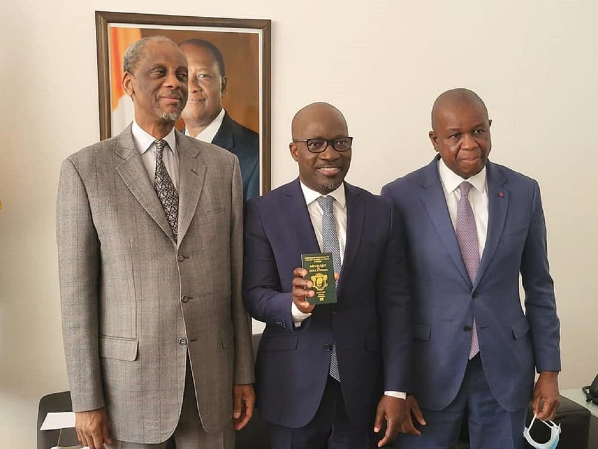 Le leader du COJEP, Charles Blé Goudé a obtenu son passeport ce lundi 30 Mai 2022 après 10 mois d'attente.