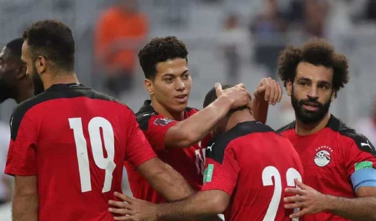 Des joueurs égyptiens célèbrent leur but