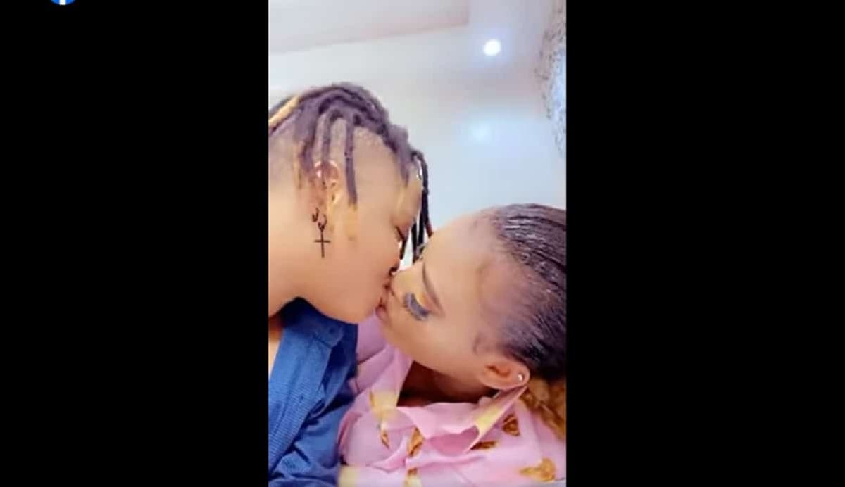 Princesse Esther et Lee Chadou @ Capture