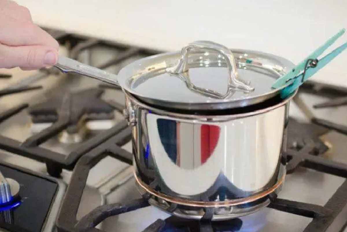L’astuce de la pince à  linge pour résoudre un problème courant de la cuisine