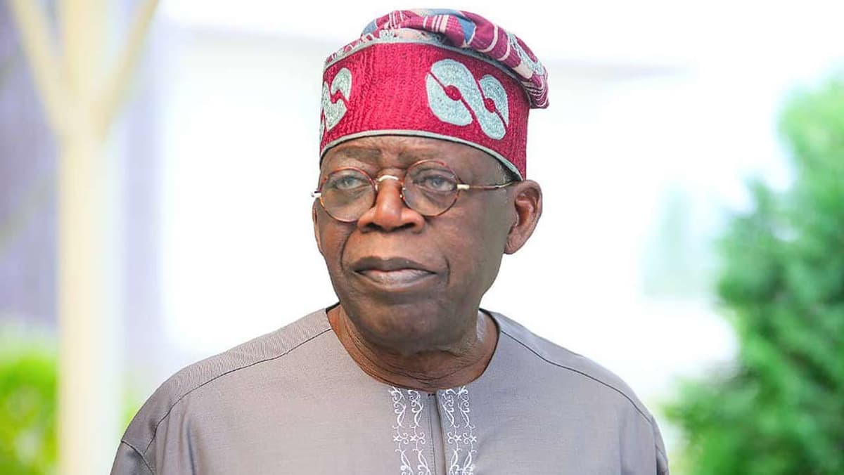 l'ex-gouverneur de Lagos Bola Tinubu