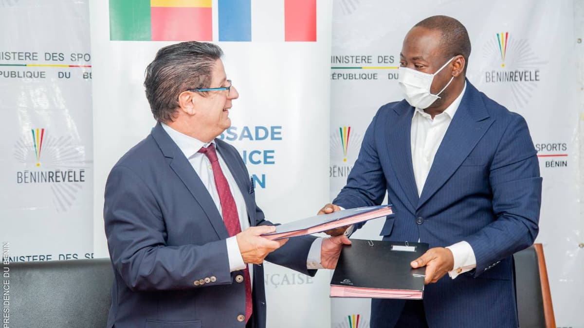 Sport féminin: le Bénin et la France signent une convention de partenariat