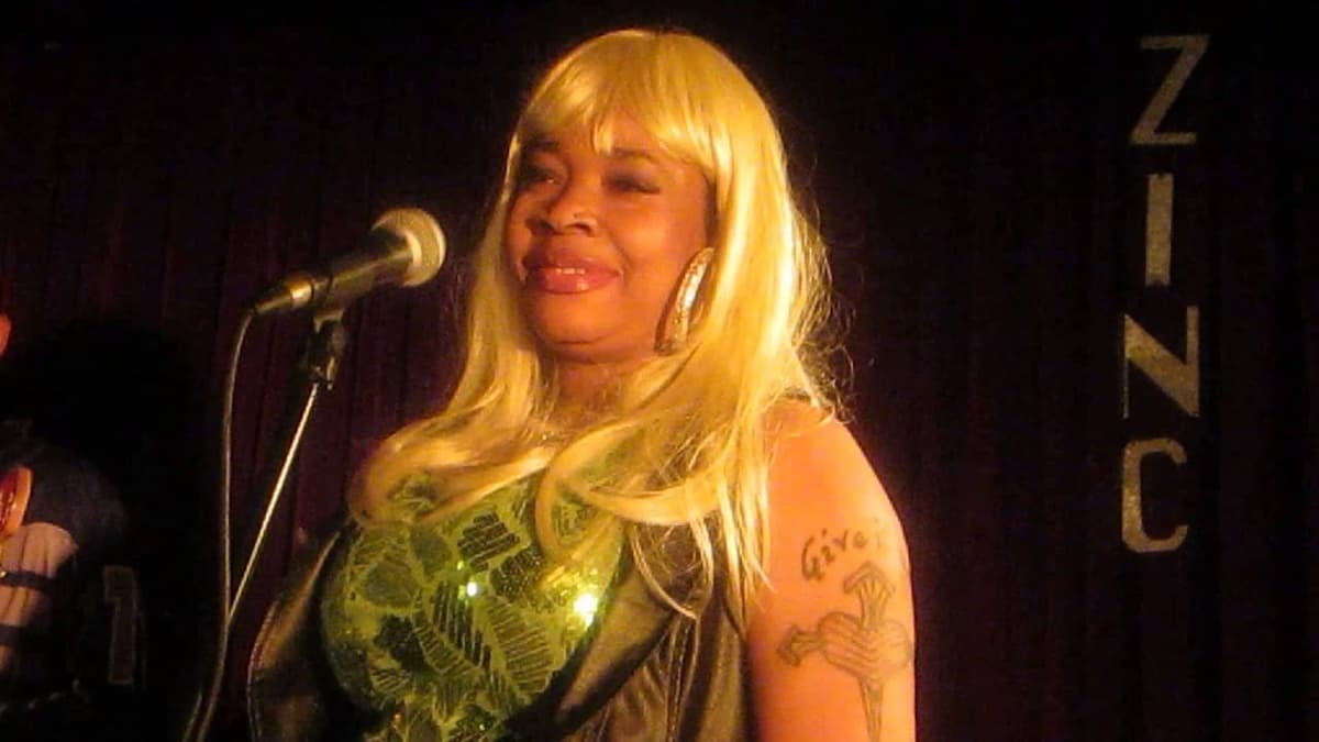 Afro CandyÂ : cette vidéo osée de la star nigériane du p0rno fait jaser