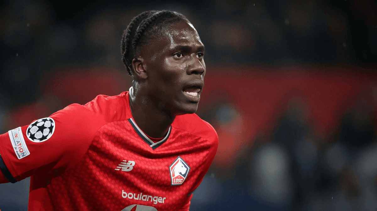 Amadou Onana lors d'un match avec Lille