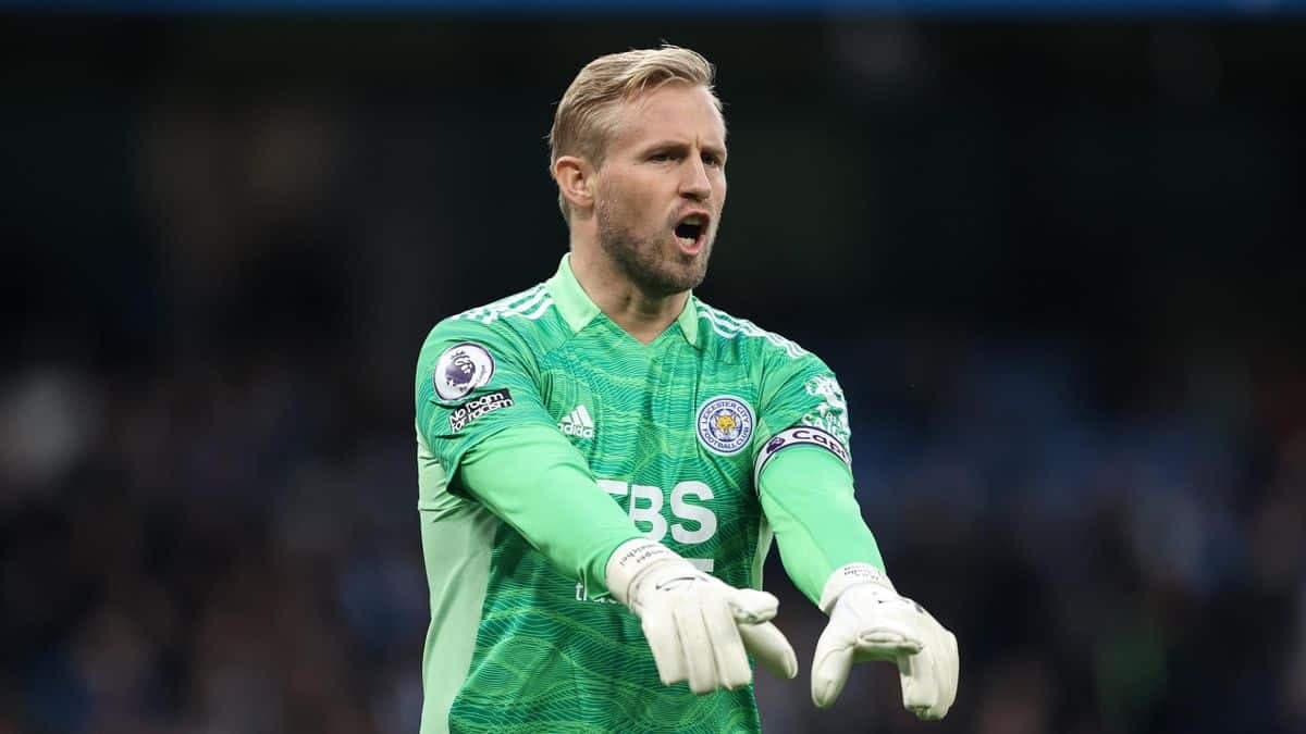 Kasper Schmeichel avec le maillot de Leicester