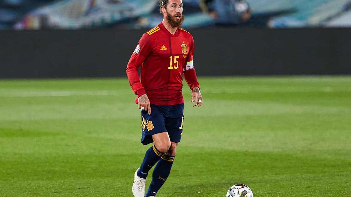 Sergio Ramos avec le maillot de l'Espagne