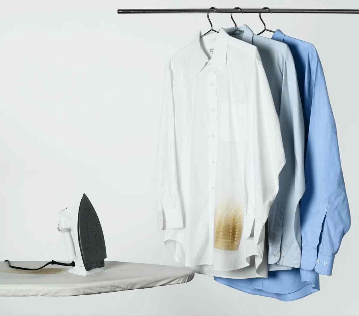 un fer Ã  repasser et des chemisses