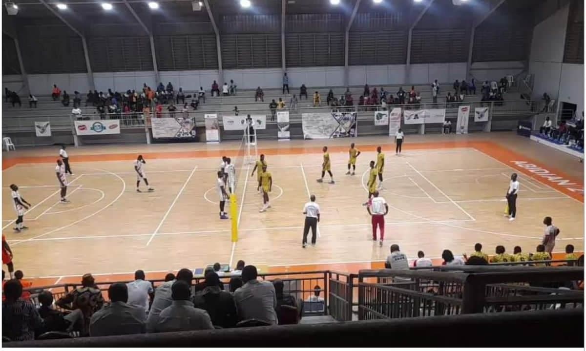 Volley-ball – Coupe d’Afrique Nation Zone 3 : Les Ecureuils se taillent les Eléphants et filent en demi-finale