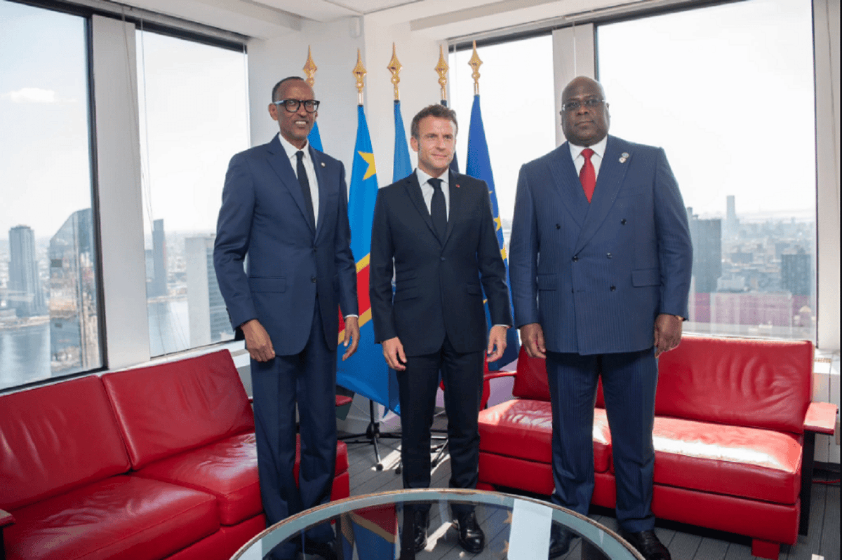 Le Président Kagame a rencontré le Président Emmanuel Macron de France et le Président Félix Tshisekedi de la République démocratique du Congo pour discuter des solutions Ã  la situation sécuritaire dans l'est de la RDC. Photo/Urugwiro Village.