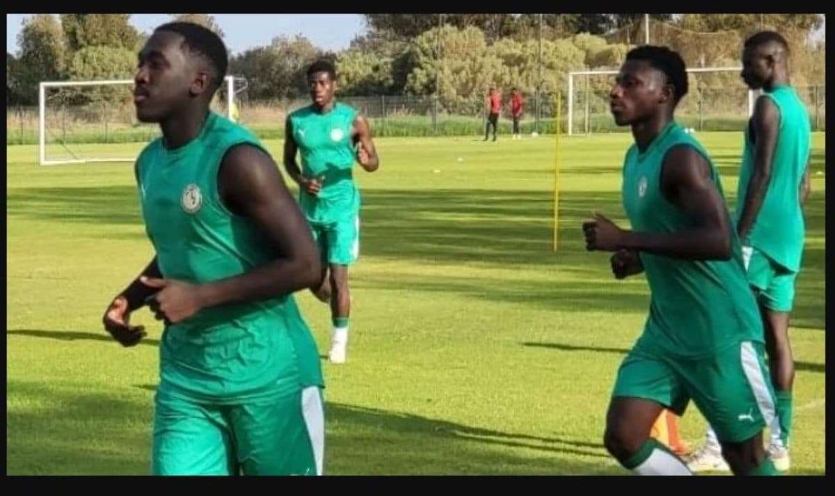 Des joueurs U23 du Sénégal et du Maroc lors d'un match amical