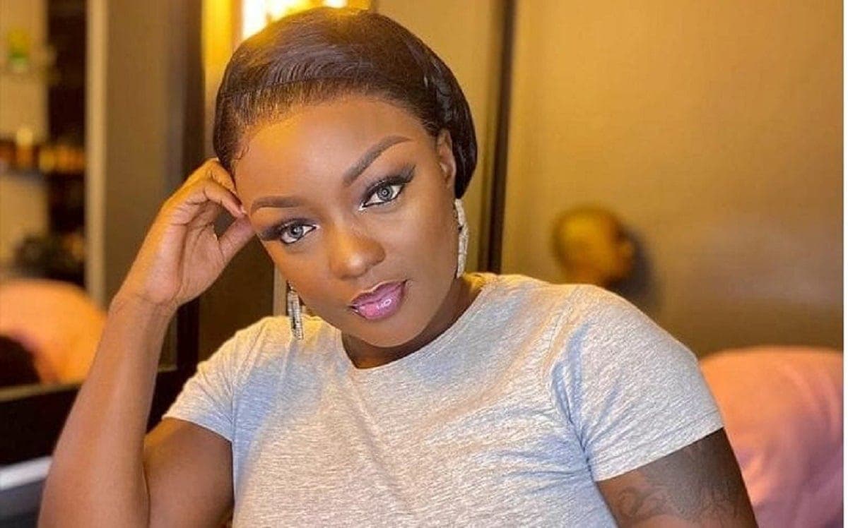 Shan’l : Critiquée pour sa prise de poids, la chanteuse prend une grande décision