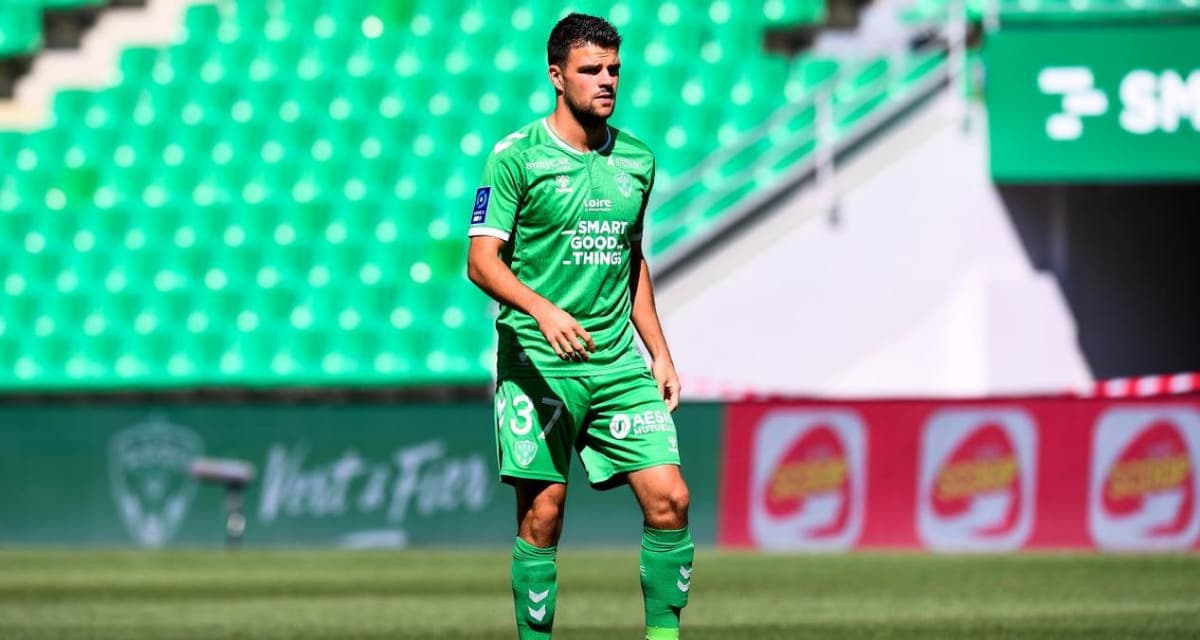 Louis Mouton lors d'un match avec Saint-Etienne