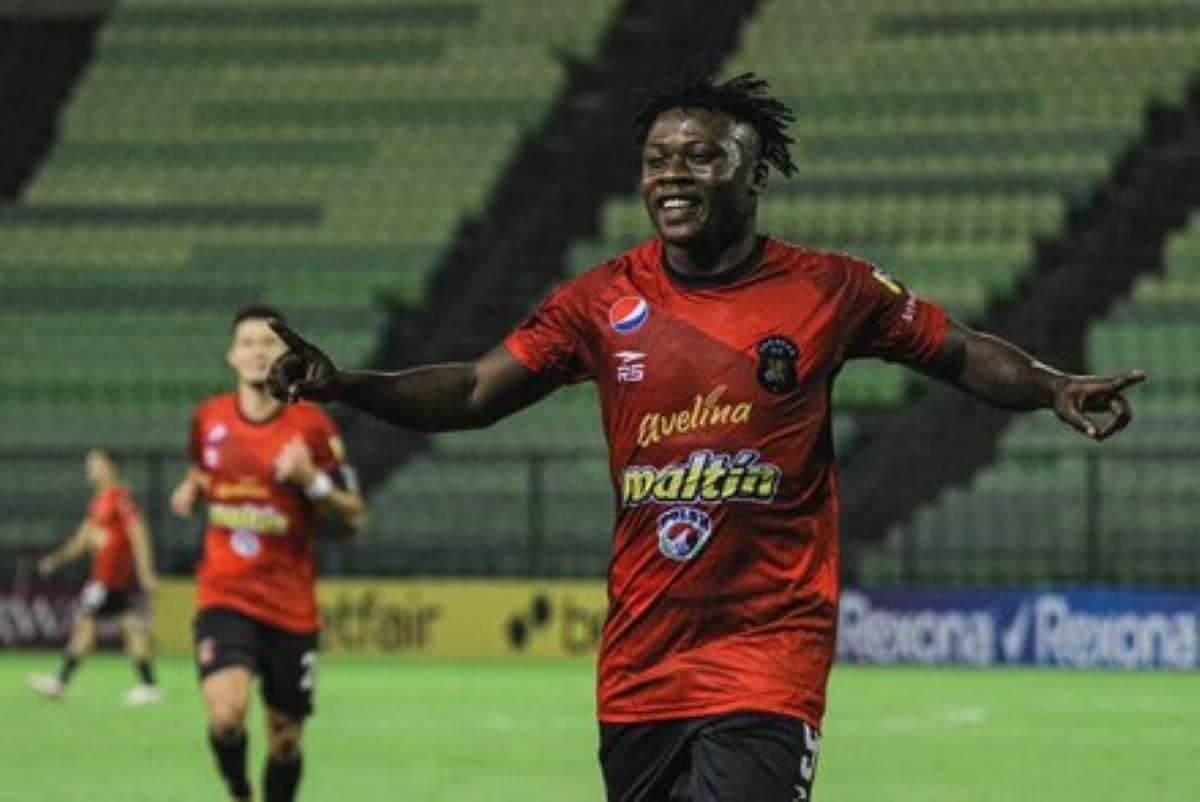 Mercato: le Béninois Samson Akinyoola débarque au Zamalek en Egypte