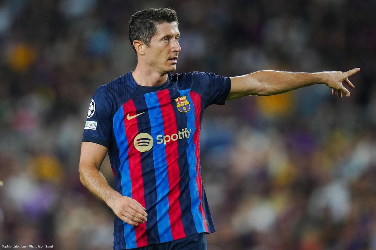 Robert Lewandowski lors d'un match avec le Barça