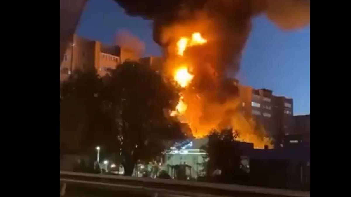 Russie : au moins deux morts dans le crash d'un avion militaire russe s'est écrasé dans un quartier habité de IeÃ¯sk, proche de l'Ukraine