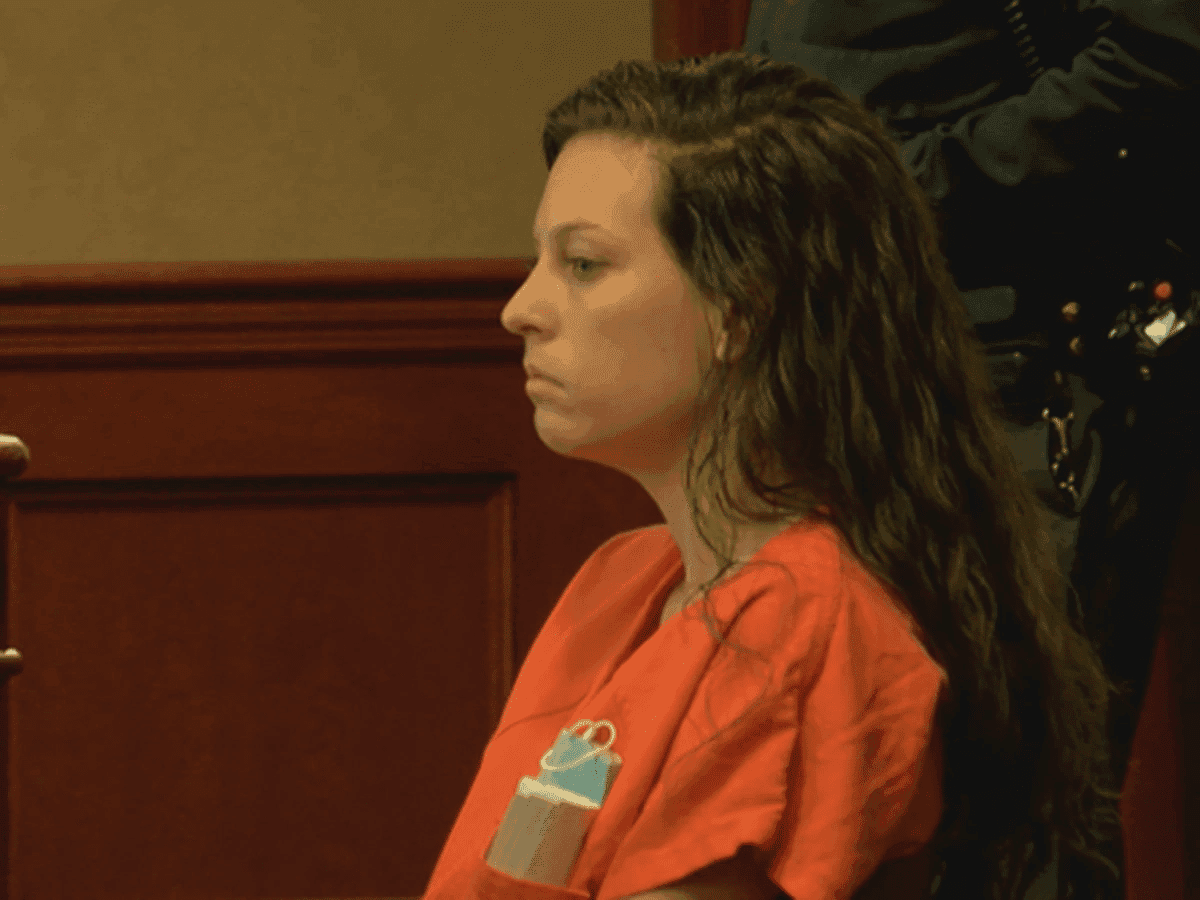 Ashley Risonn, professeur arrêtée