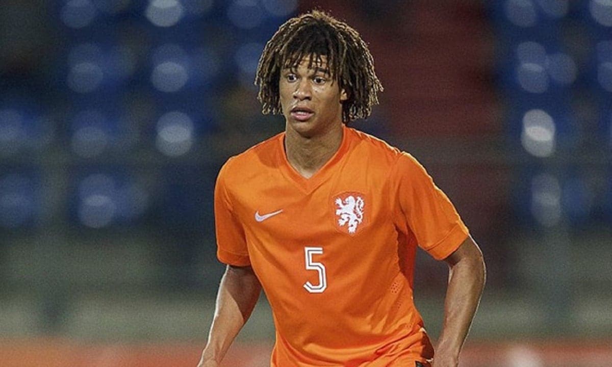 Le défenseur Nathan Aké sous les couleurs de la sélection nationale des Pays-Bas
