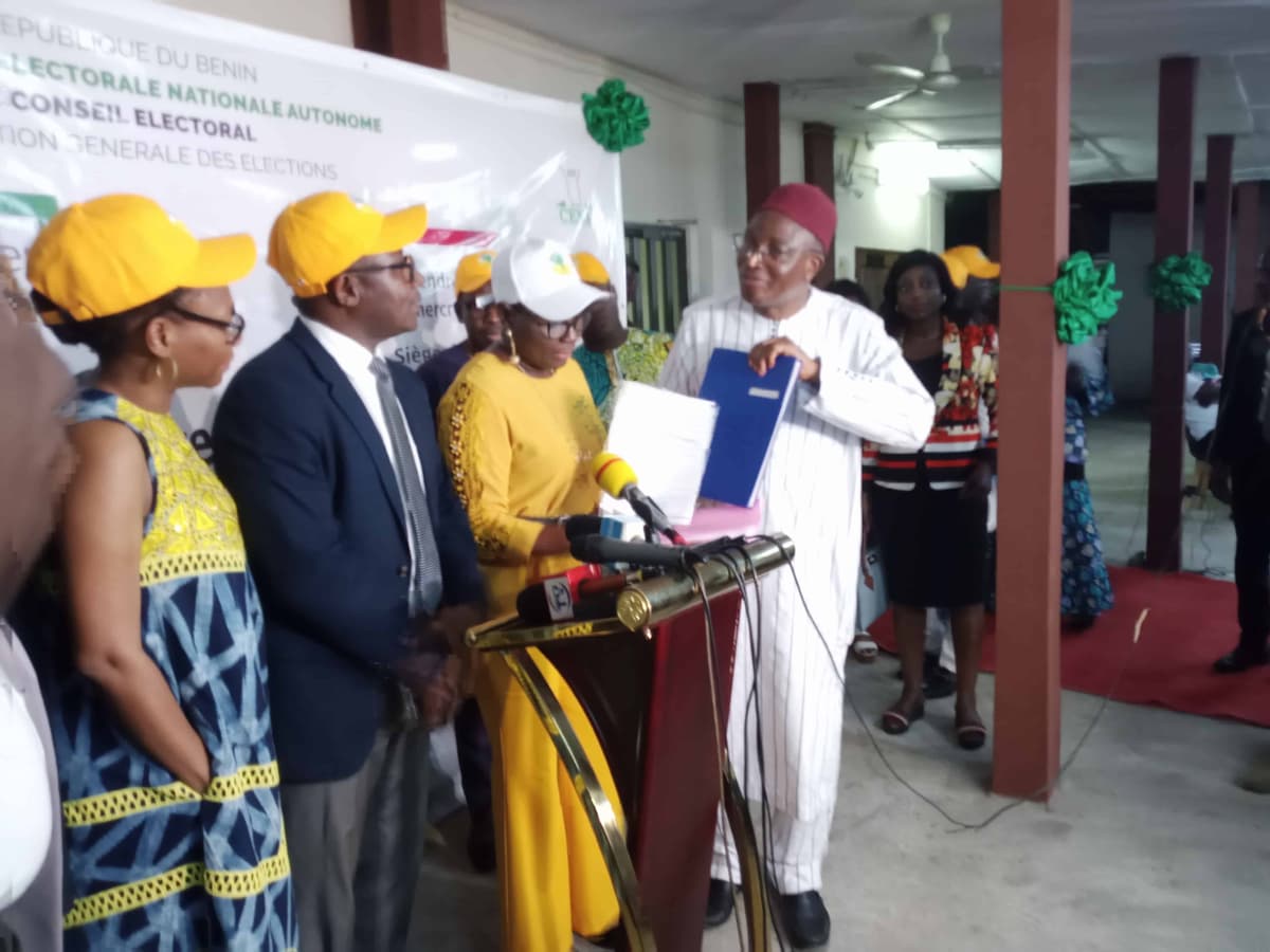 Récépissé provisoire de dépôt de dossier pour l'UP le Renouveau aux législatives 2023 au Bénin.