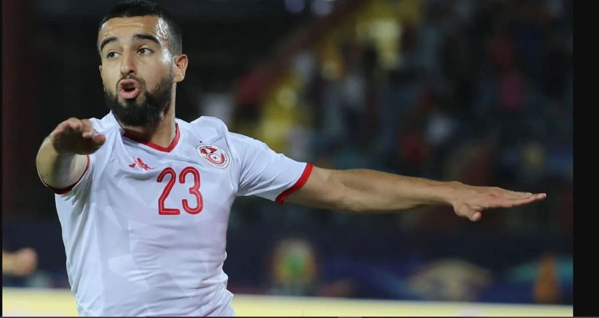 NaÃ¯m Sliti lors d'un match avec la Tunisie