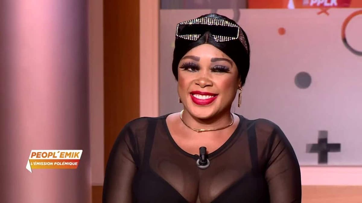 Coco Argentée, artiste camerounaise