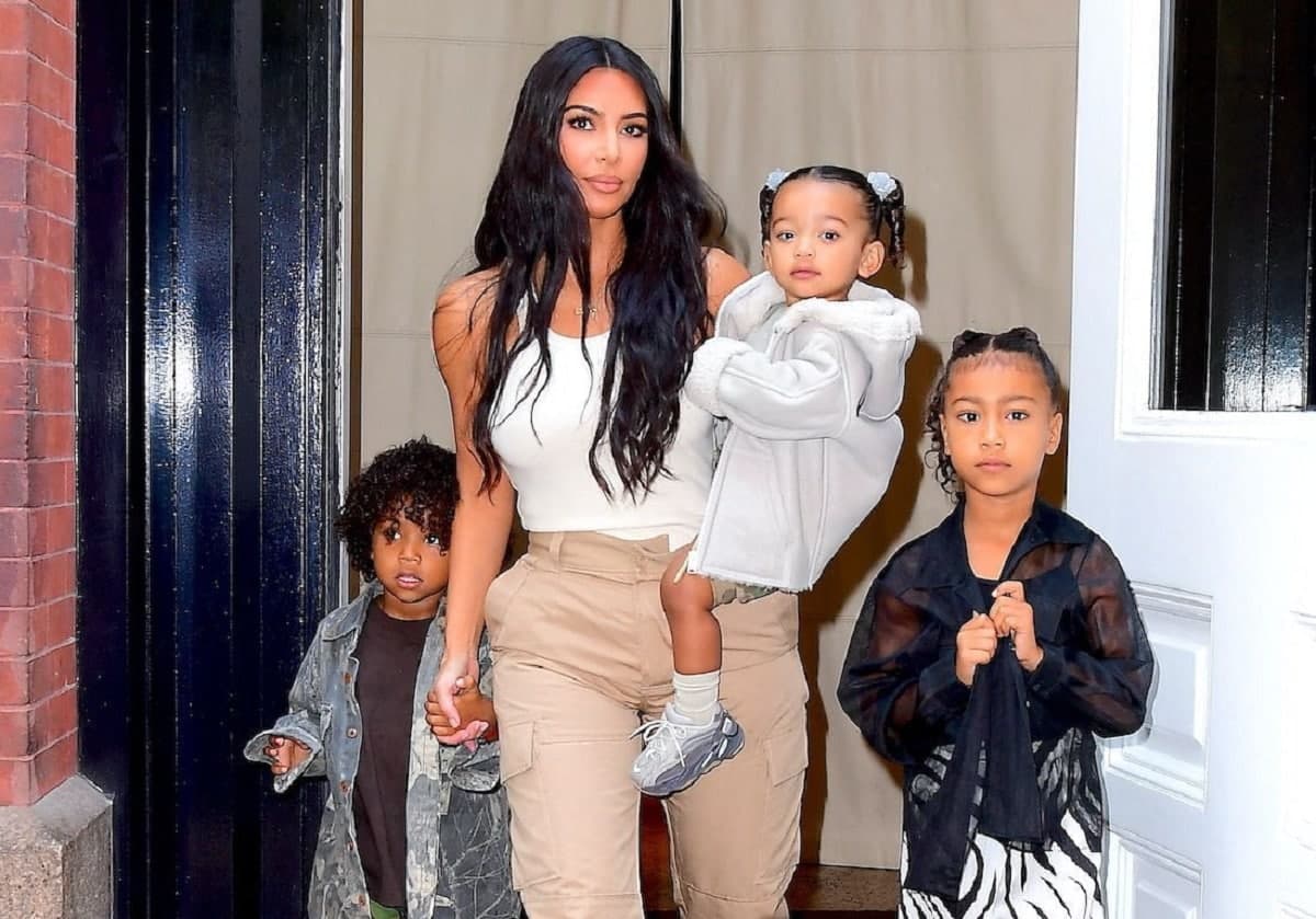 Kim-Kardashian et ses enfants