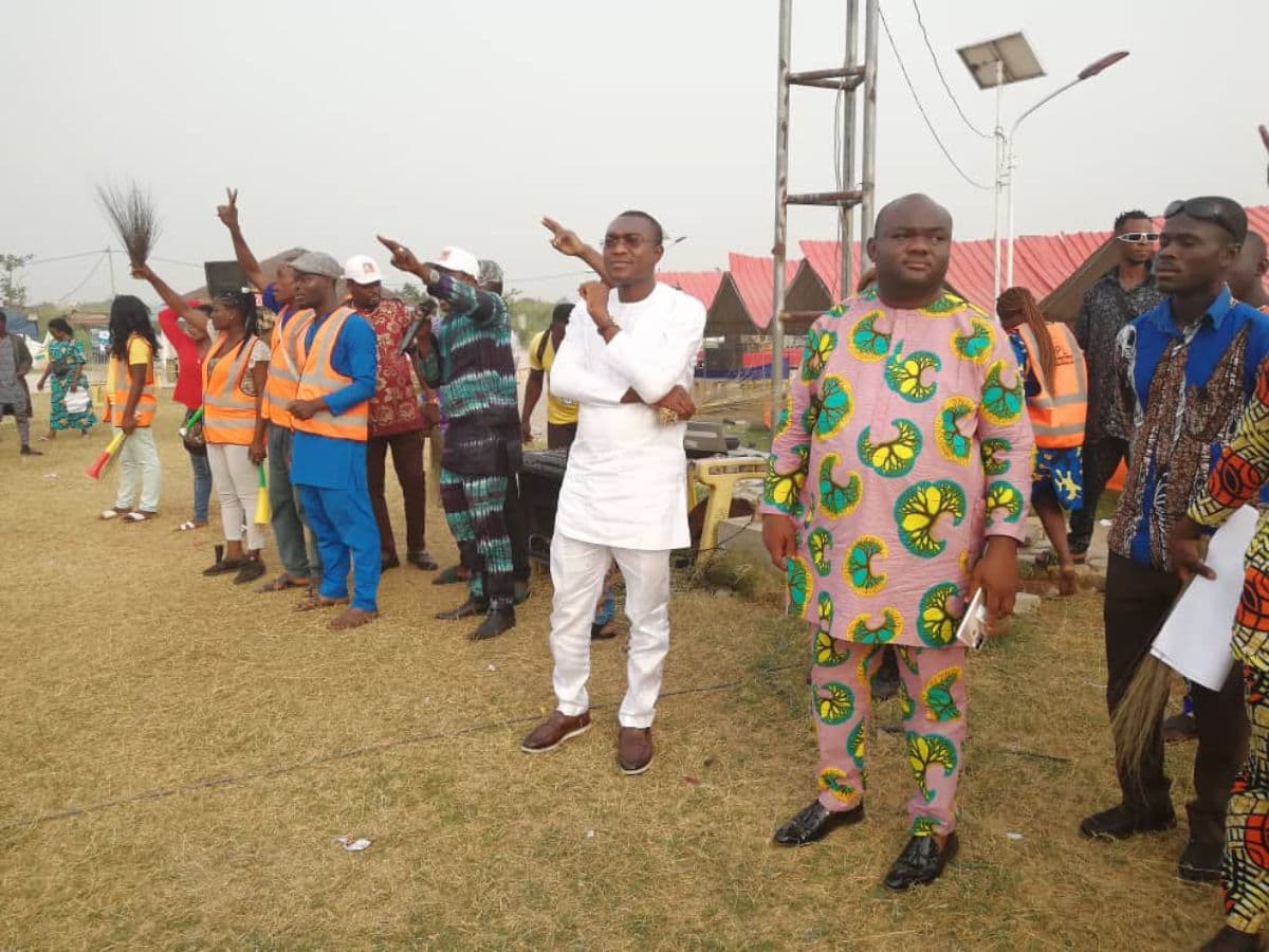 Expérience Tèbè en campagne aux côtés de ses colistiers