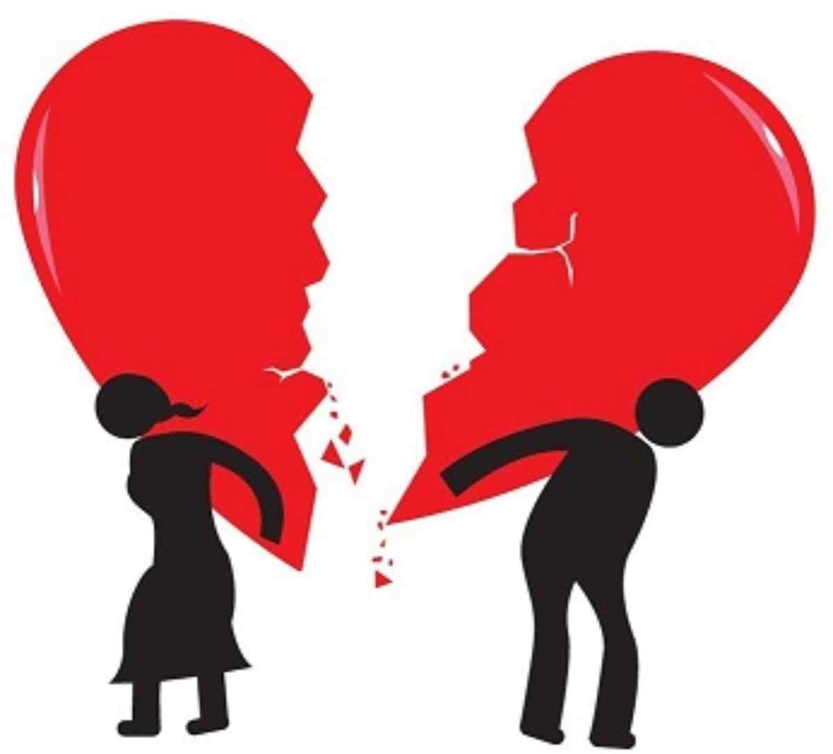 un cœur brisé en deux et une partie gardé par un homme et une femme