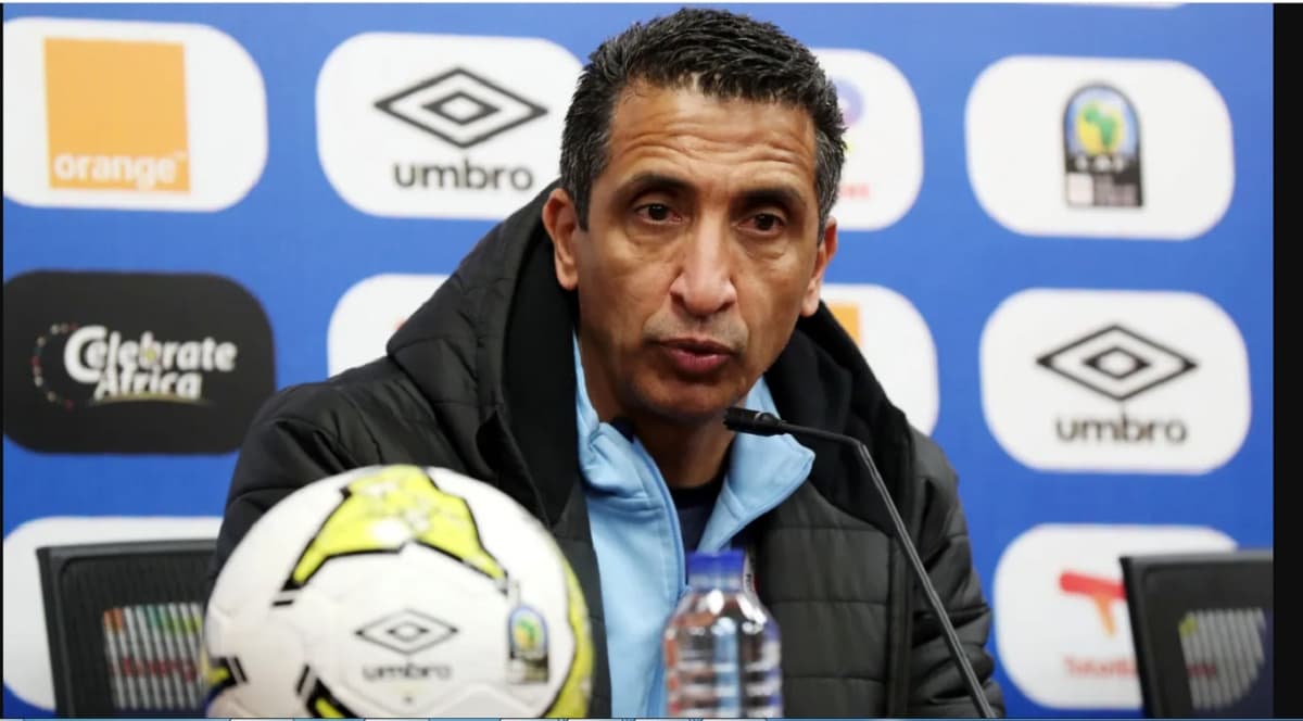 L'entraÃ®neur tunisien des U20 Adel Sellimi