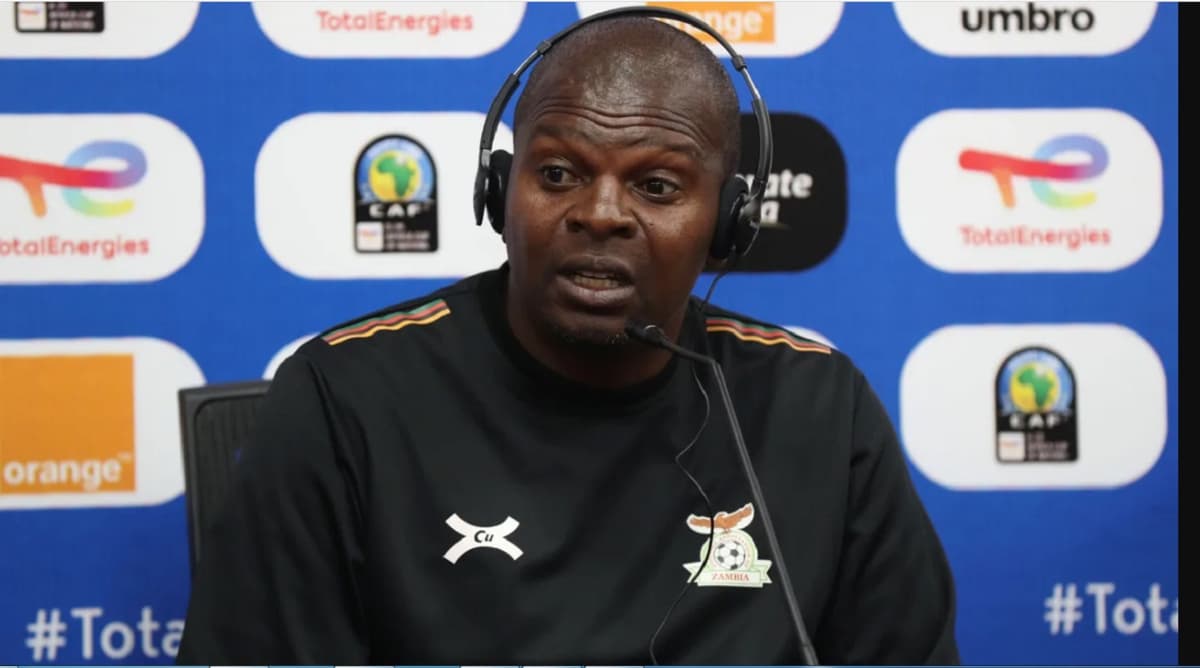 L'entraÃ®neur des U20 de la Zambie, Chisi Mbewe