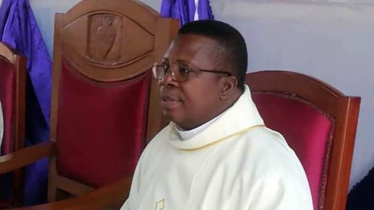 Mgr Roger Anoumou, nouvel évêque de Lokossa