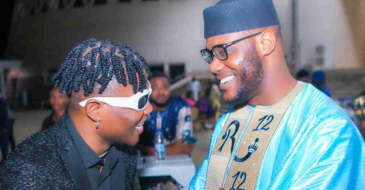 Nikanor et Roi 12 12 @ Maya Pictures