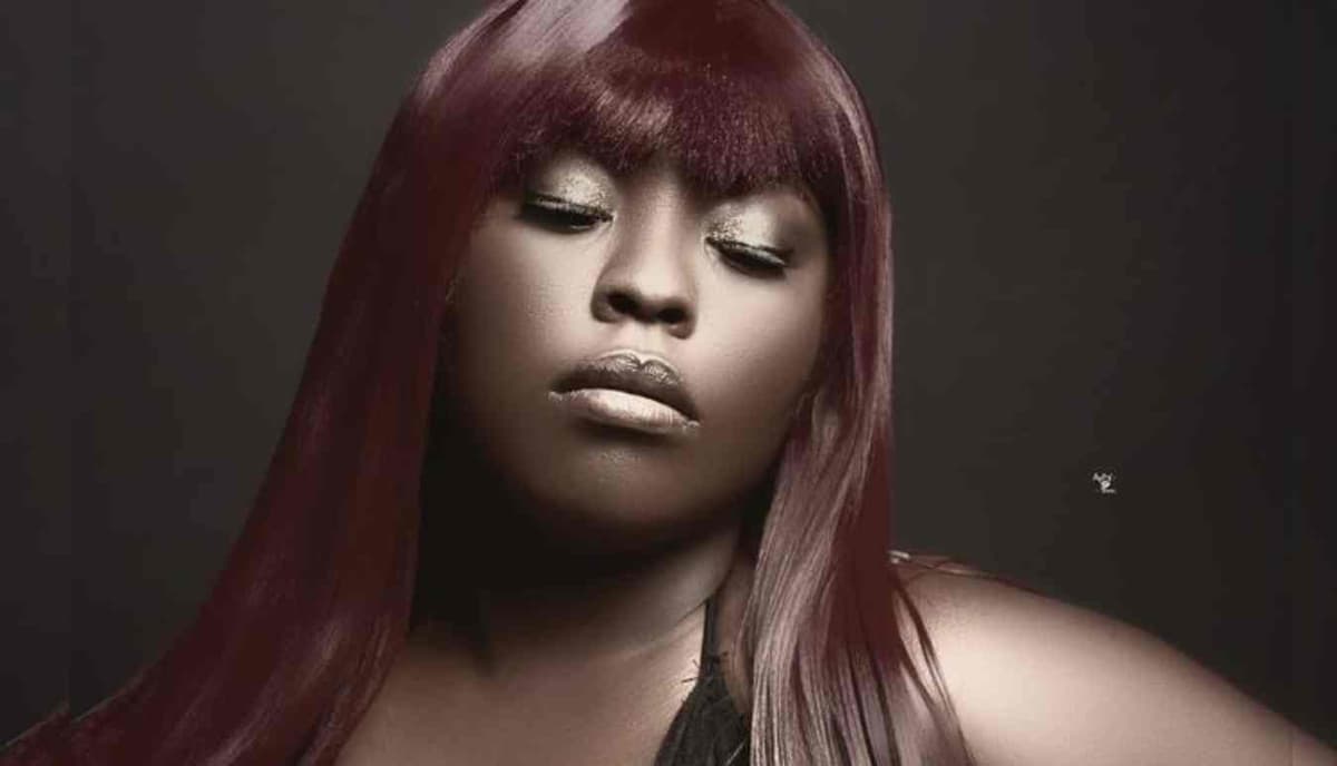 l'humoriste Miss Ngatcho @ FB