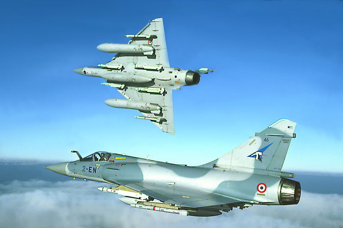 Avion de chasse Mirage 2000-5