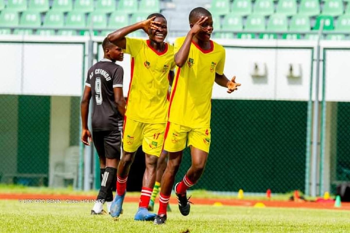 Les joueuses du CEG Cobly
