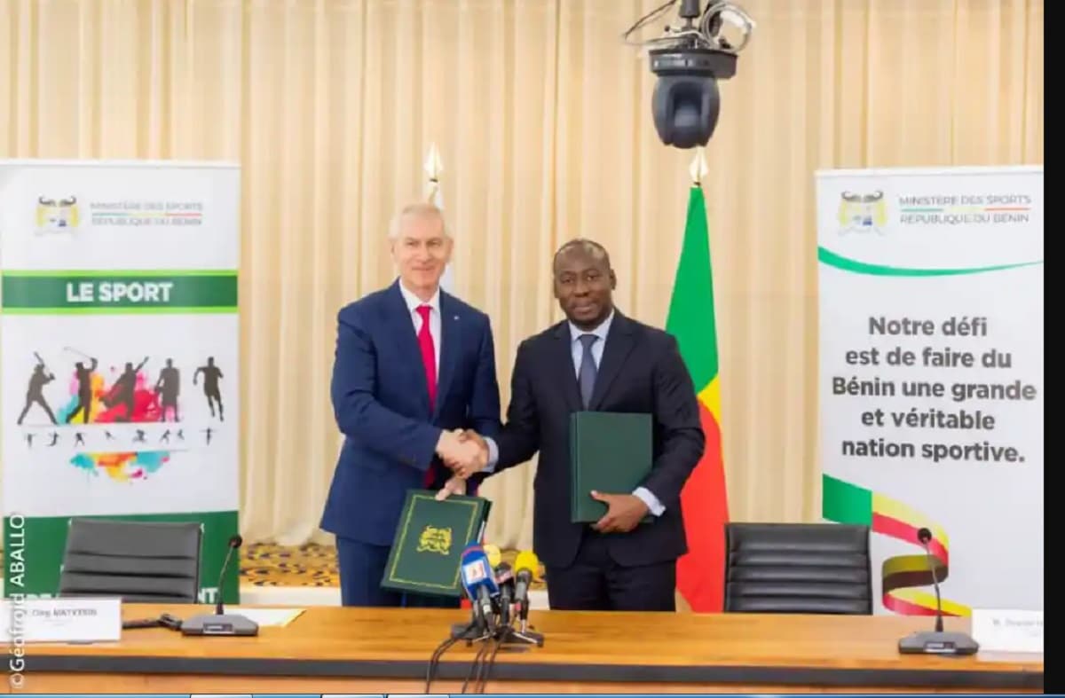 Coopération dans le domaine des sports entre le Bénin et la Russie : Oswald Homéky et son homologue Russe, Oleg Matytsin, signent un mémorandum d’accord