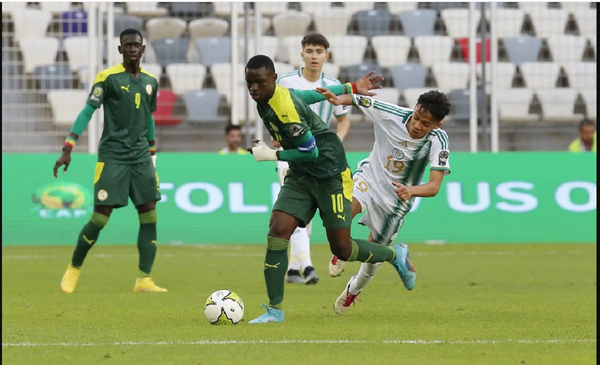 Des joueurs sénégalais et algériens
