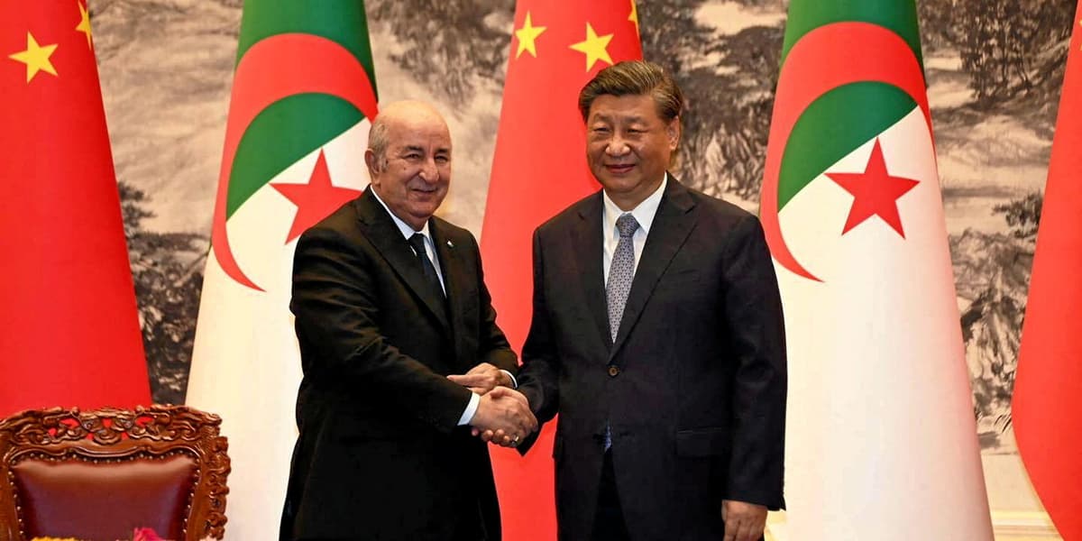 le président algérien Abdelmadjid Tebboune et son homologue Xi Jinping.