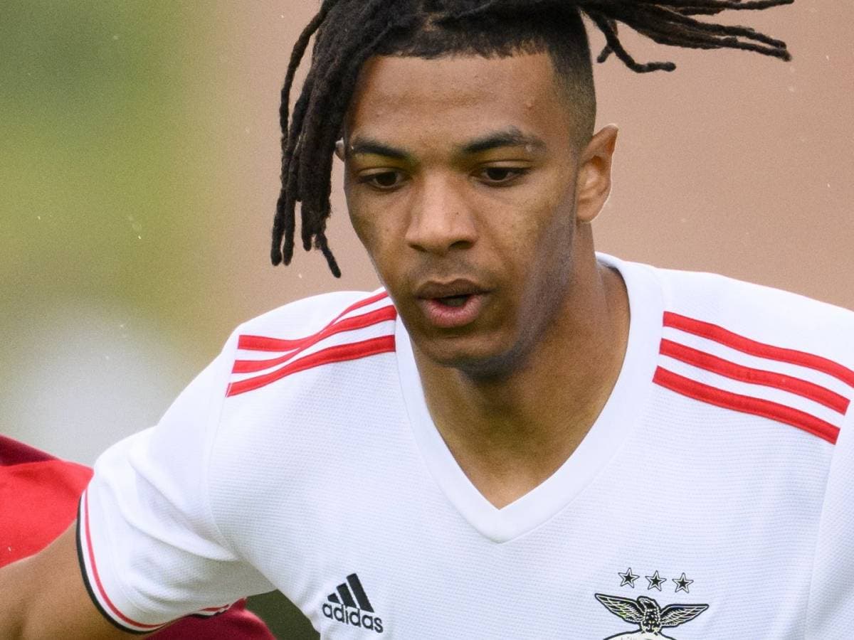 Cher Ndour s'engage avec le PSG