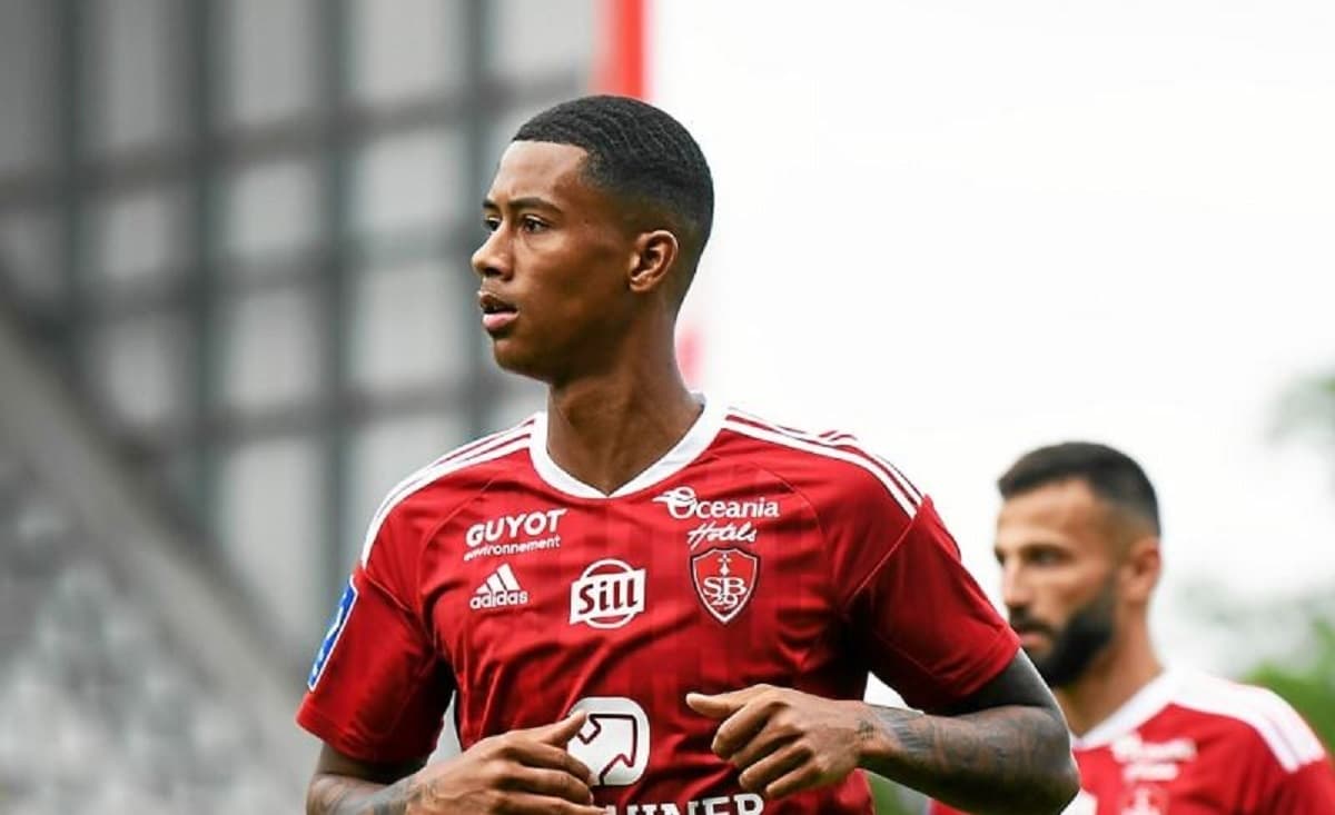 Le latéral droit sénégalais Noah Fadiga