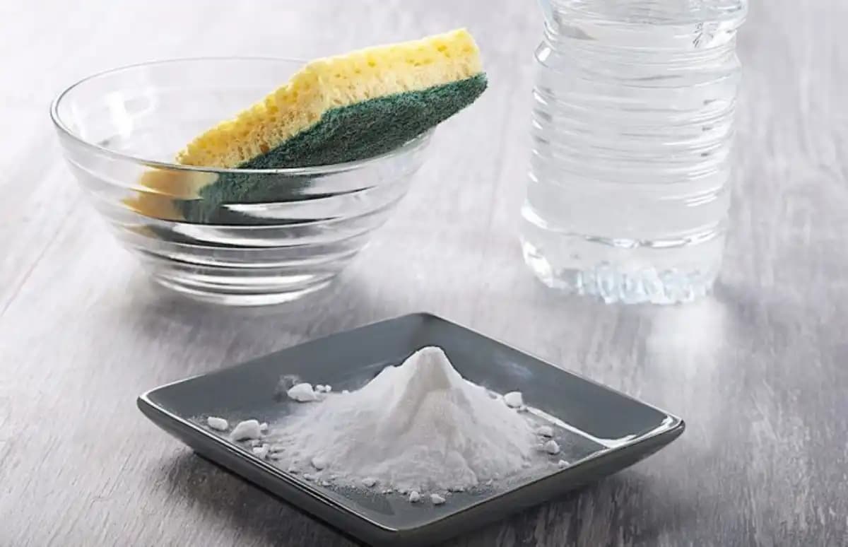 Vinaigre et bicarbonateÂ : les contre-indications de ce mélange