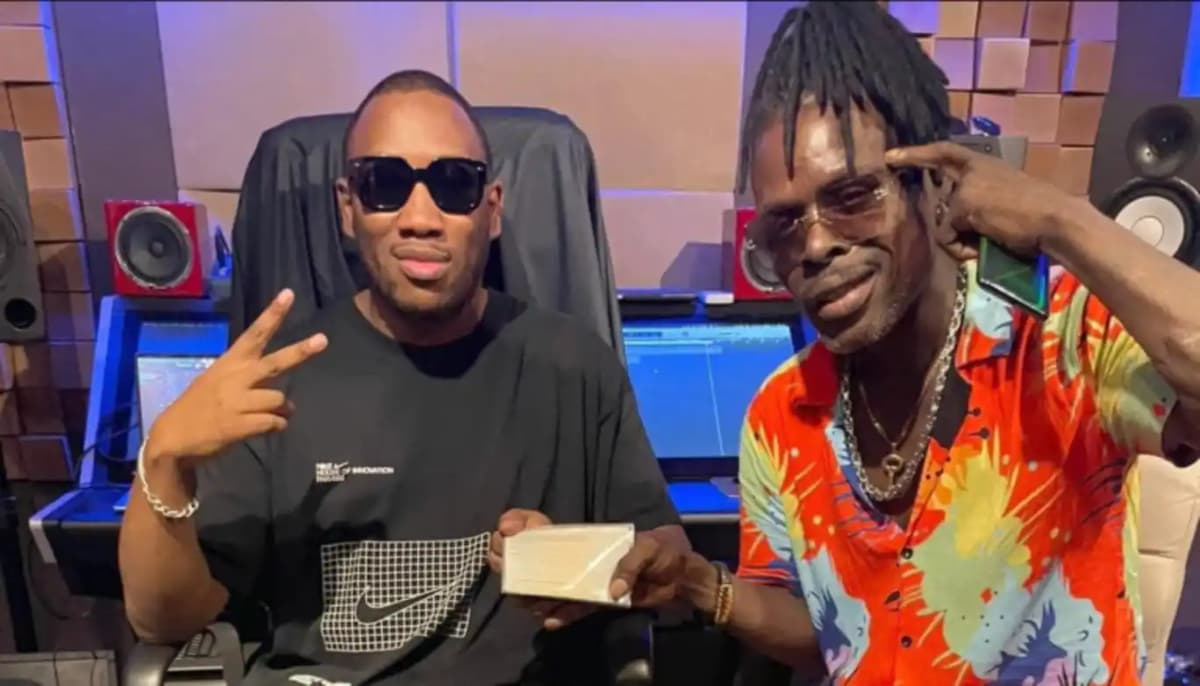 Mokobé s’adresse Ã  Petit Denis