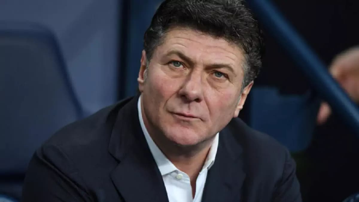 L'ancien manager de l'Inter Milan et de Watford, Walter Mazzarri, revient Ã  Naples après une décennie