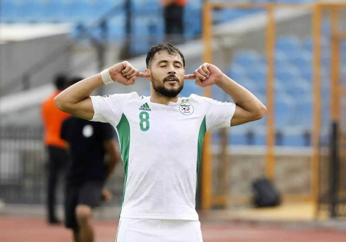 L’international algérien Youssef Belaili