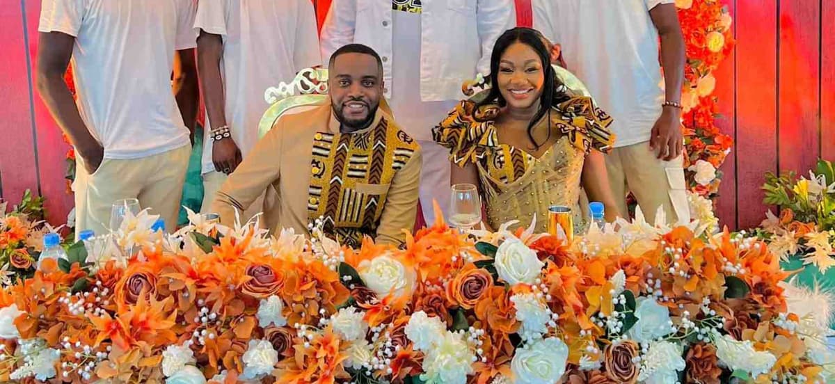 L’humoriste Ariane Céleste Moua et son époux