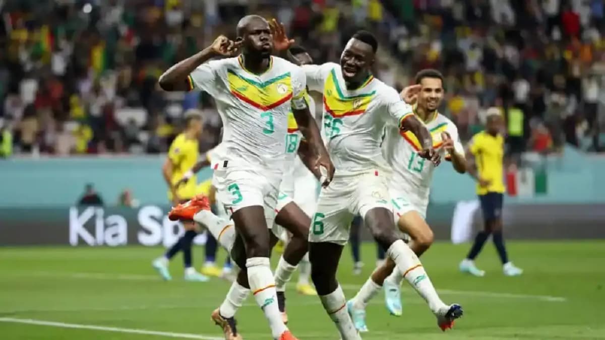 Kalidou Koulibaly qui célèbre son but vainqueur contre l'Equateur lors du Mondial 2022