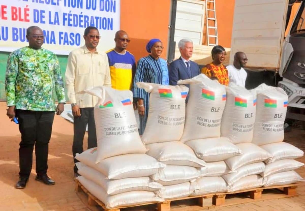 La Russie fait don de blé au Burkina Faso