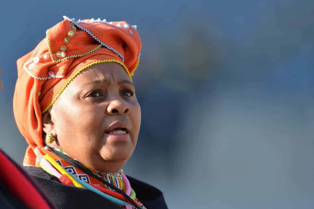 Nosiviwe Mapisa-Nqakula